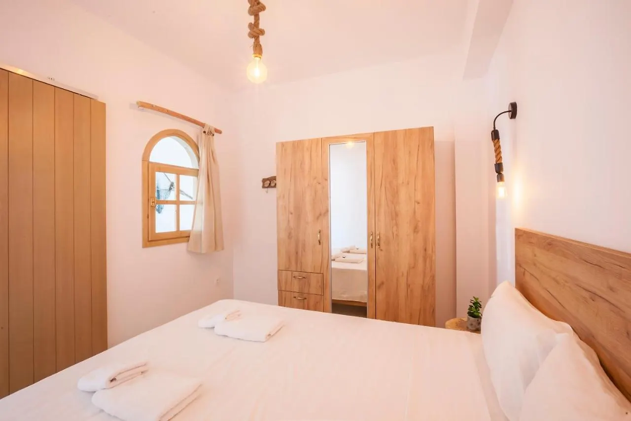 Nautilus Sea View Suite 4 Pefkochori Apartment