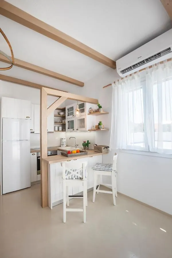 Nautilus Sea View Suite 4 Pefkochori Apartment